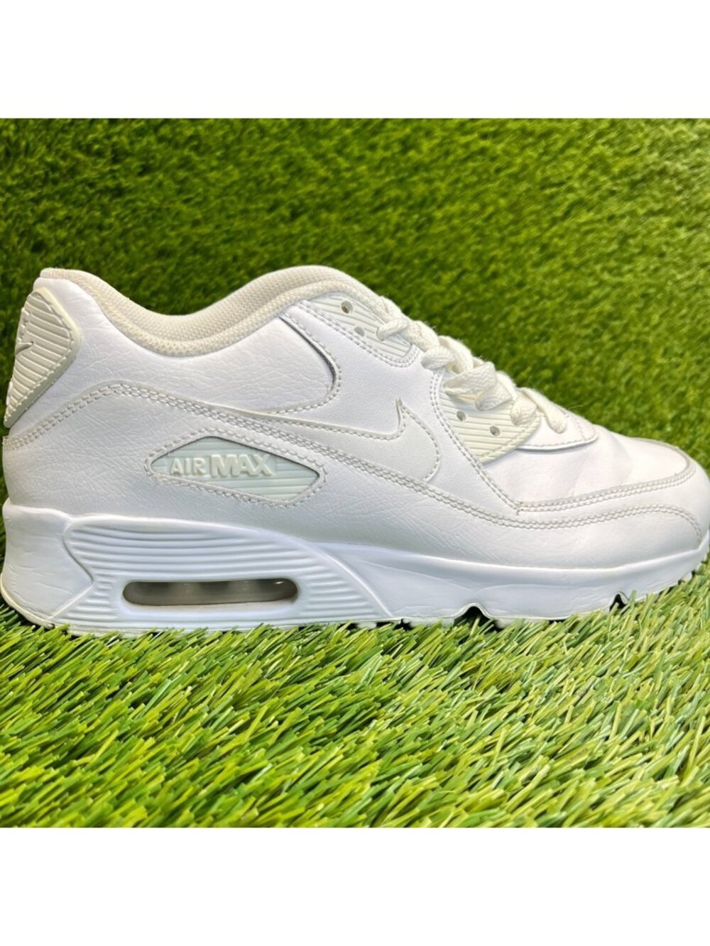 Nike Air Max 90 Boys Size 7Y White Athletic Leather Walking Shoes Sneakers